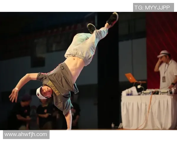 武汉街舞队在世界攀岩锦标赛中以98分稳居积分榜首位实时数据